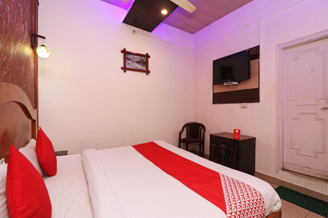 Hôtel Oyo 73902 Vyttila Residency à Kochi Extérieur photo